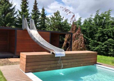 Private realization of Banana type stainless steel water slide