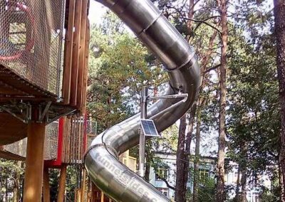 Tunnel slide rope centre