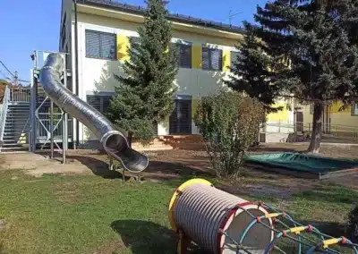 Evakuation tunnel slide, kindergarten