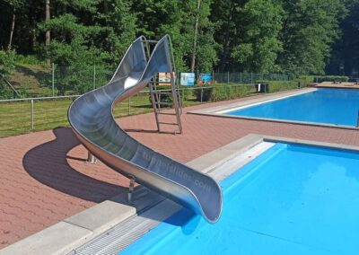 Slide Aqua TREND with ladder, left turn, PH 1,5 m